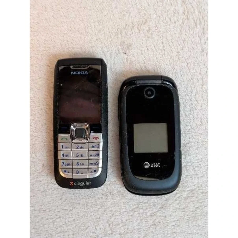 Nokia Cingular AT&T Flip Phone Vintage Retro Cell Phone Lot - For Parts Not Work